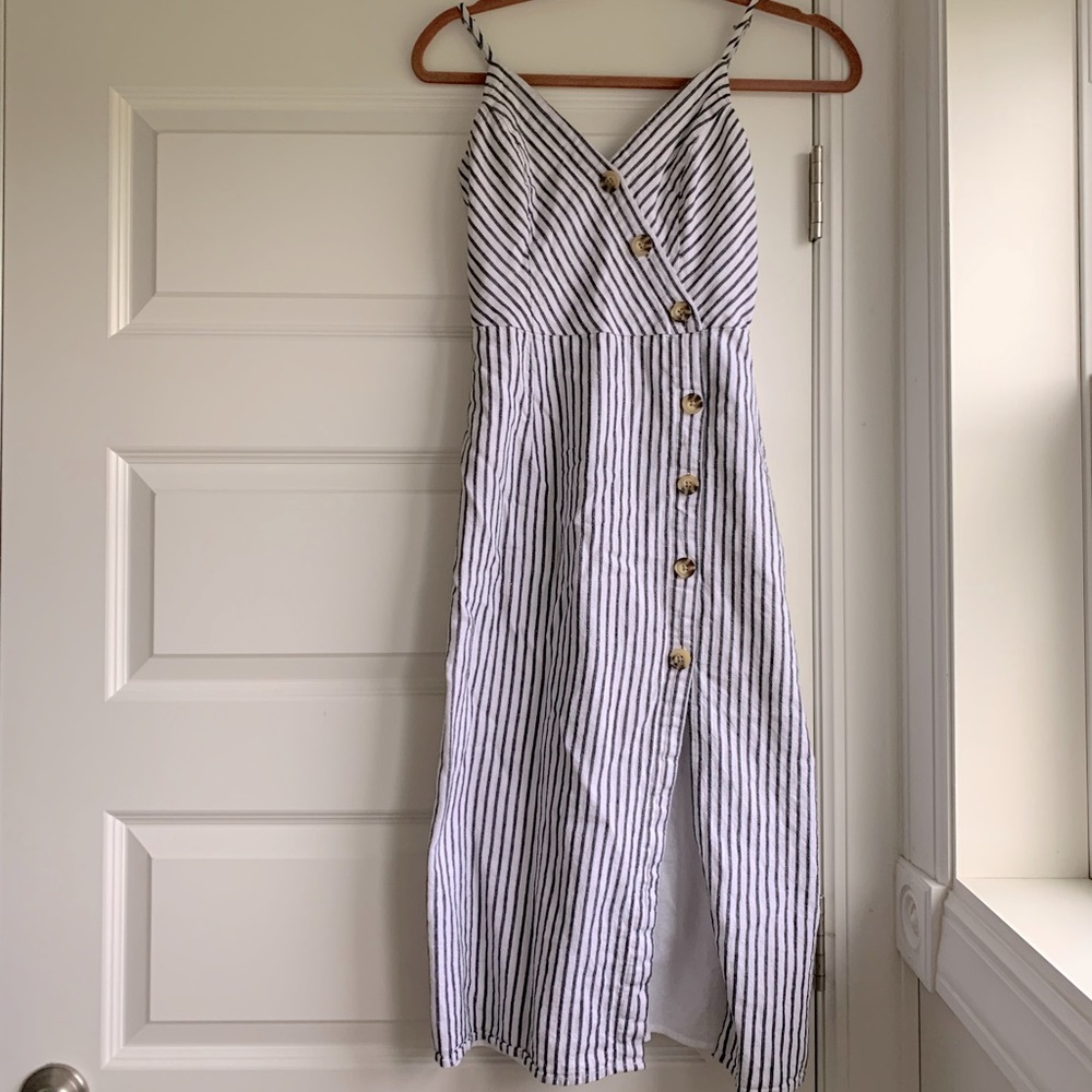 Striped Abercrombie & Fitch MIDI Dress w slit